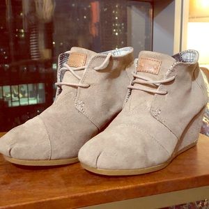 TOMS Tan Suede Wedge Heel Bootie